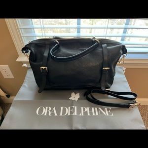 Ora Delphine handbag. Duster bag included.
